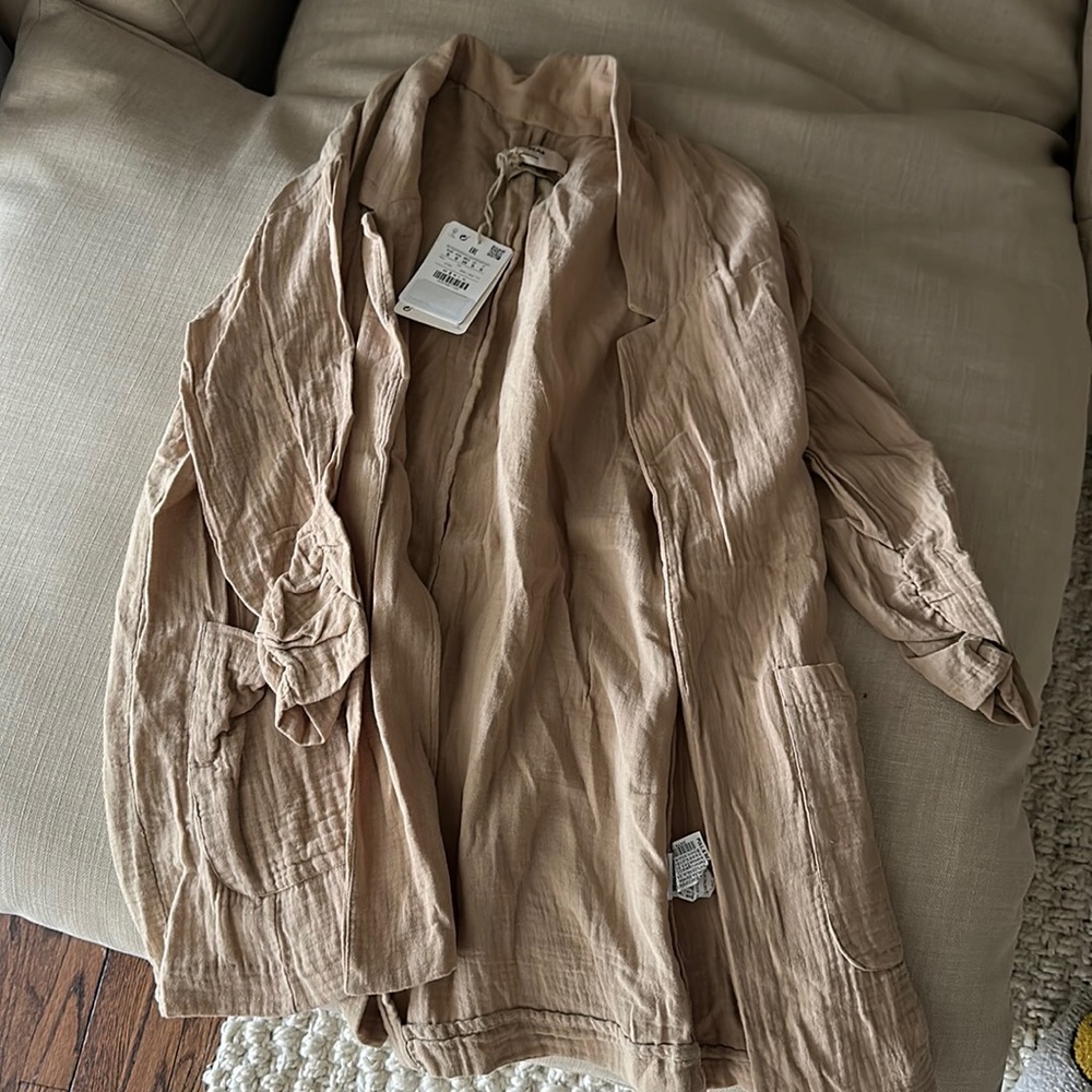 Pull and bear linen blazer.